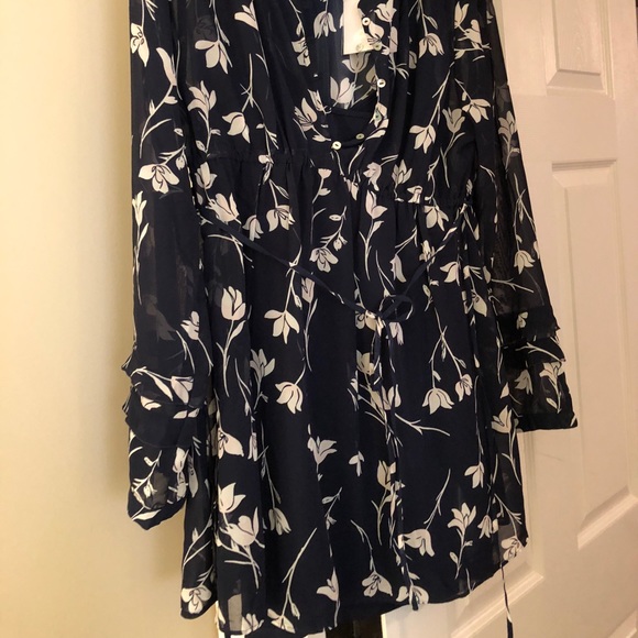 Motherhood maternity size L NWT built in cami - Picture 3 of 6